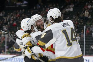 Hráči Vegas Golden Knights počas playoff NHL 2021