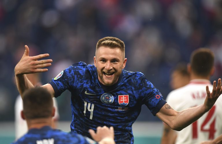 Milan Škriniar po góle v zápase Slovensko Poľsko na EURO 2020