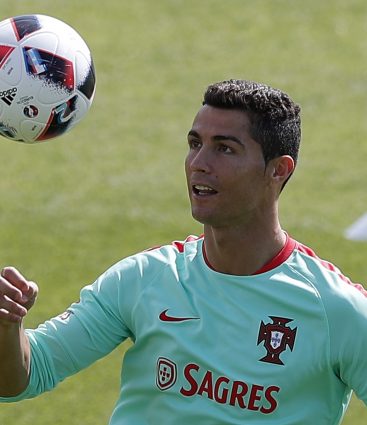 Cristiano Ronaldo počas turnaja EURO